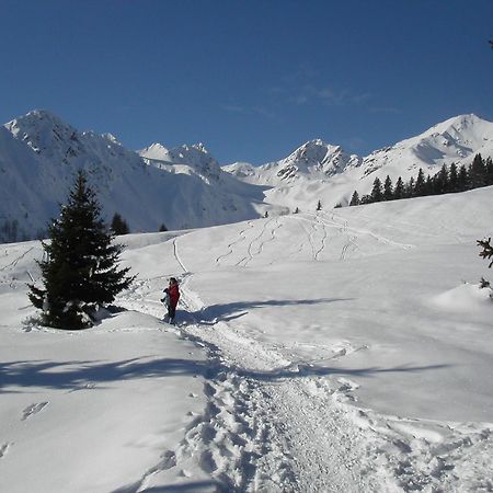 Alpen Garten Hotel Margherita Rumo Luaran gambar