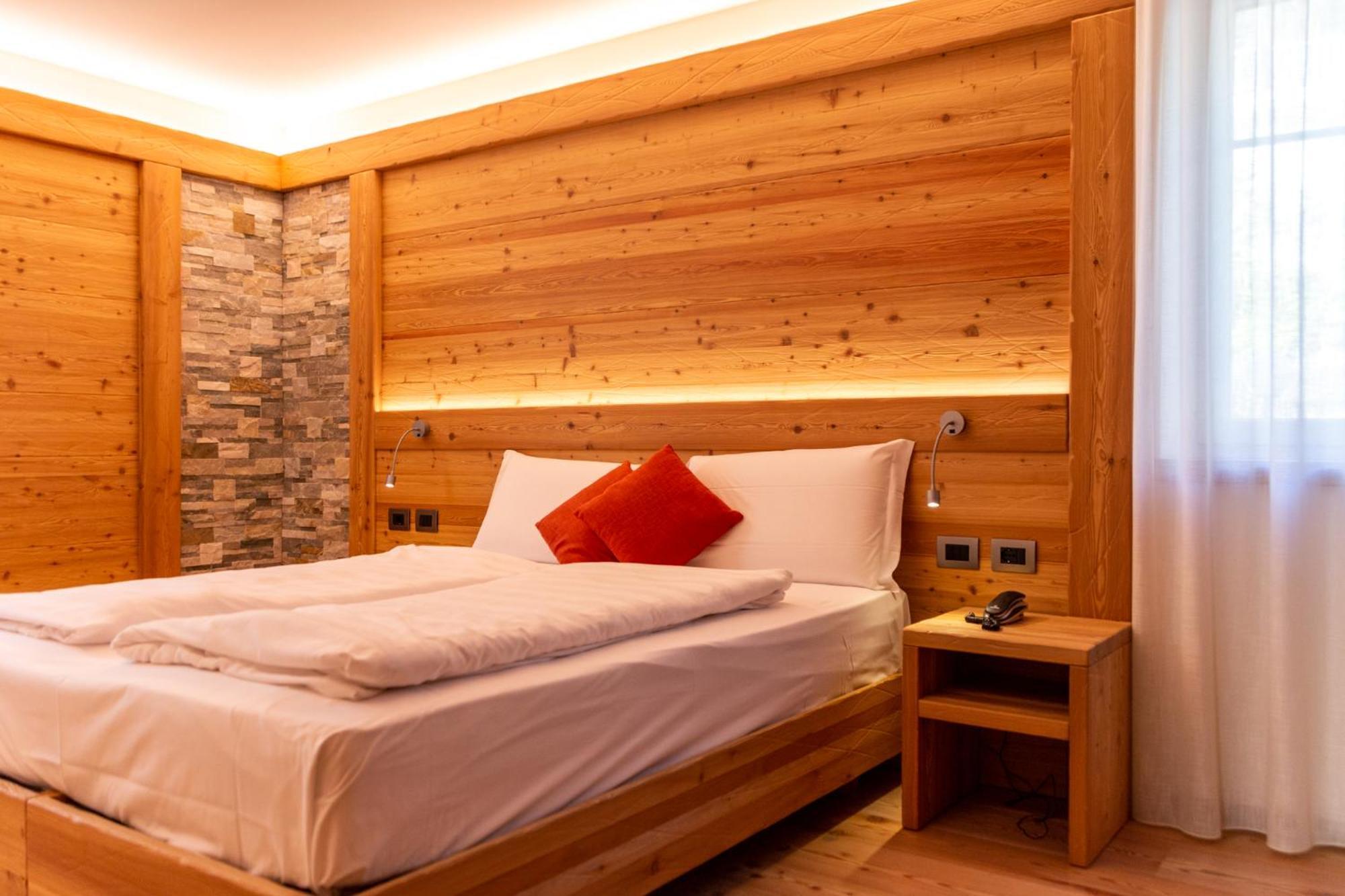 Alpen Garten Hotel Margherita Rumo Luaran gambar