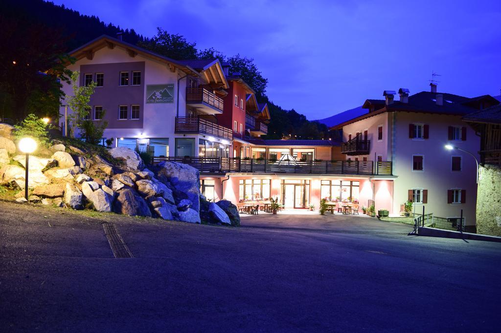 Alpen Garten Hotel Margherita Rumo Luaran gambar