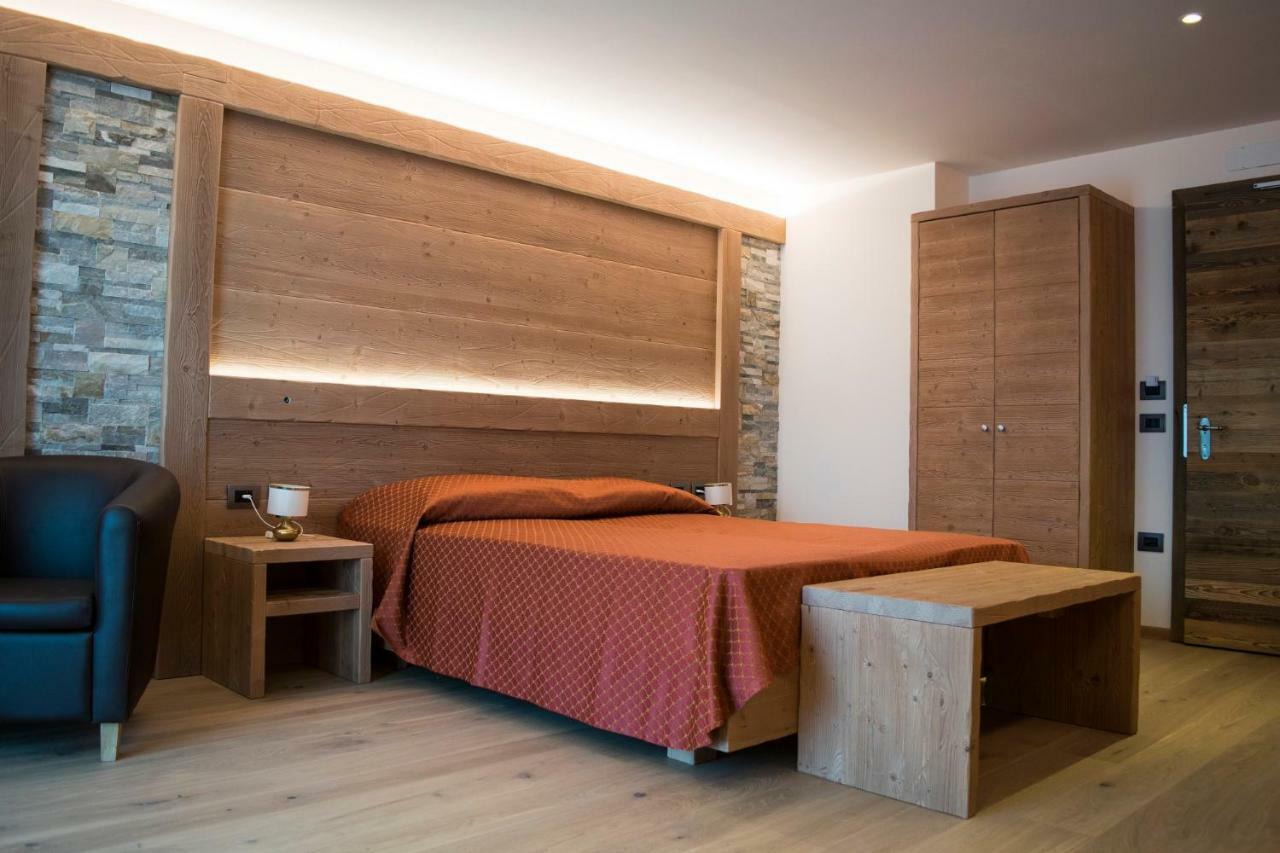 Alpen Garten Hotel Margherita Rumo Luaran gambar
