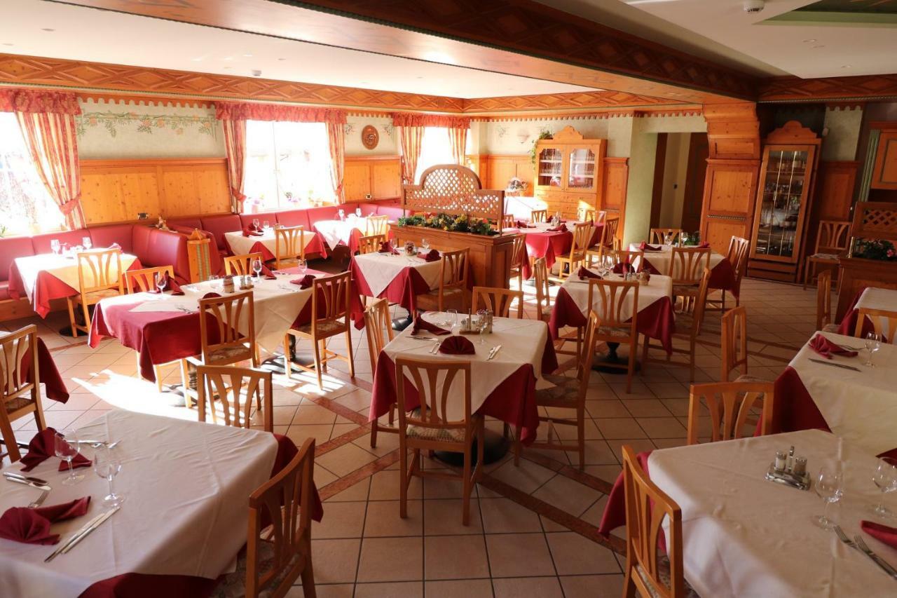 Alpen Garten Hotel Margherita Rumo Luaran gambar